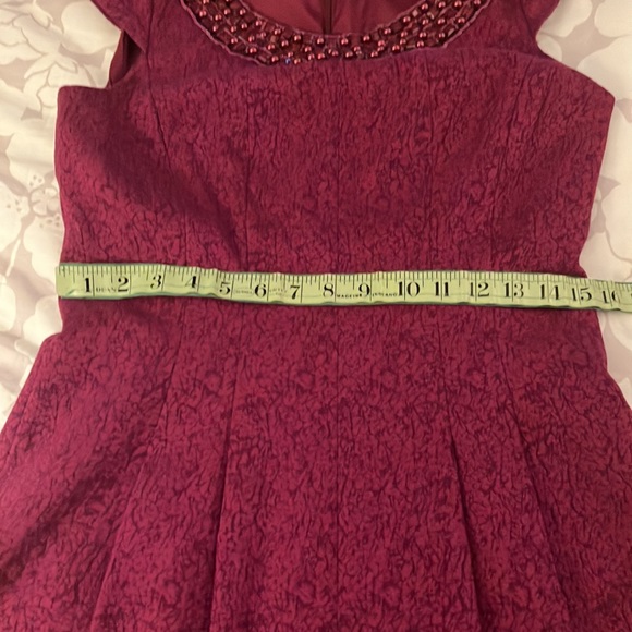 Beautiful fuschia beaded neckline Adrianna Papell dress 6 - Picture 12 of 13